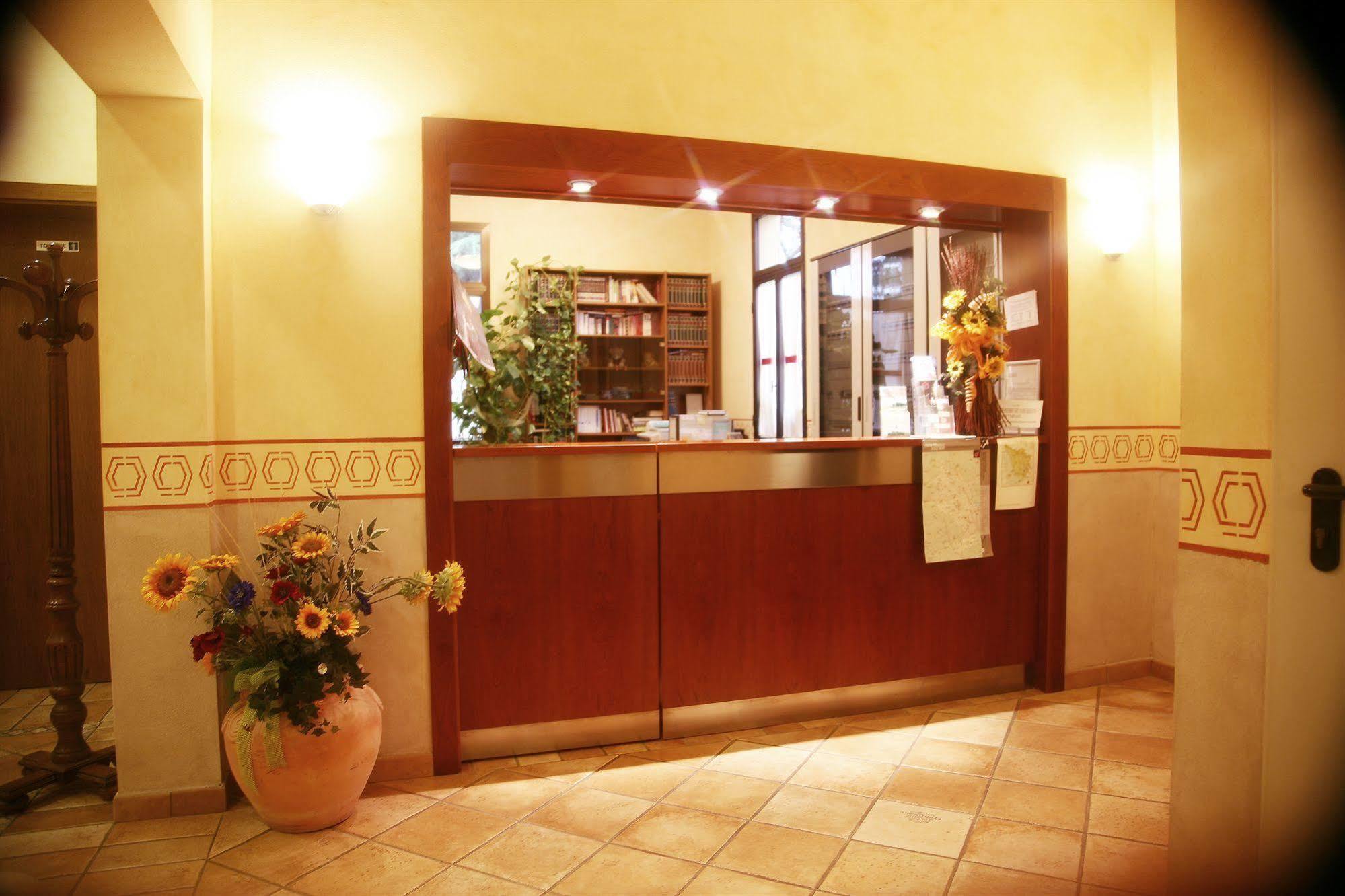 Hotel Tiziana Montepulciano Luaran gambar