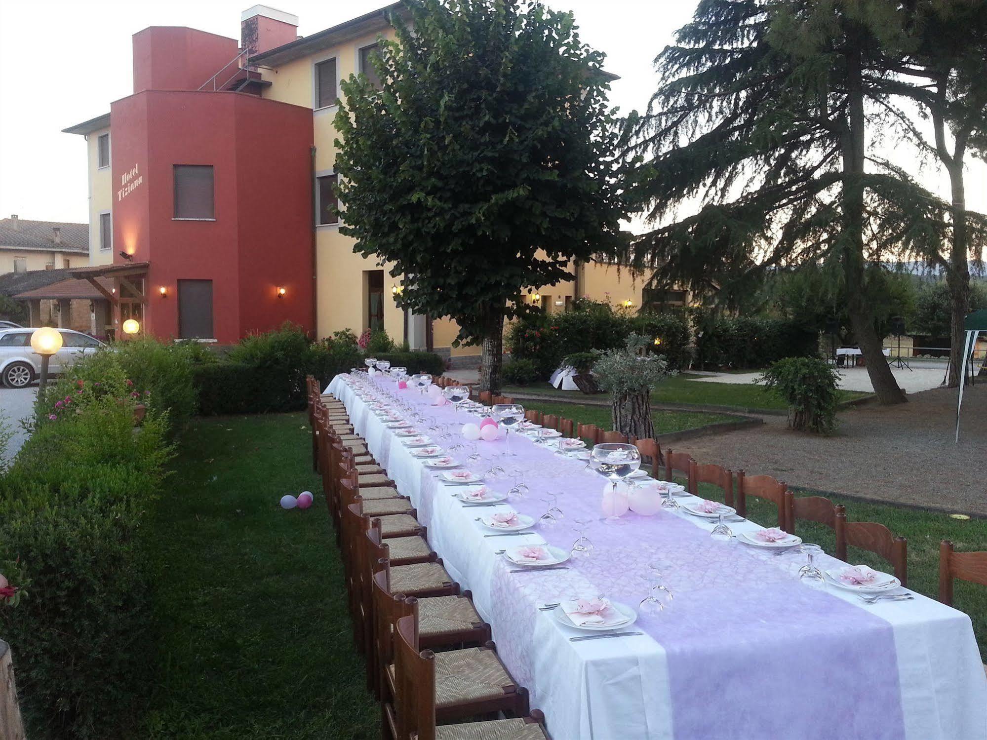 Hotel Tiziana Montepulciano Luaran gambar