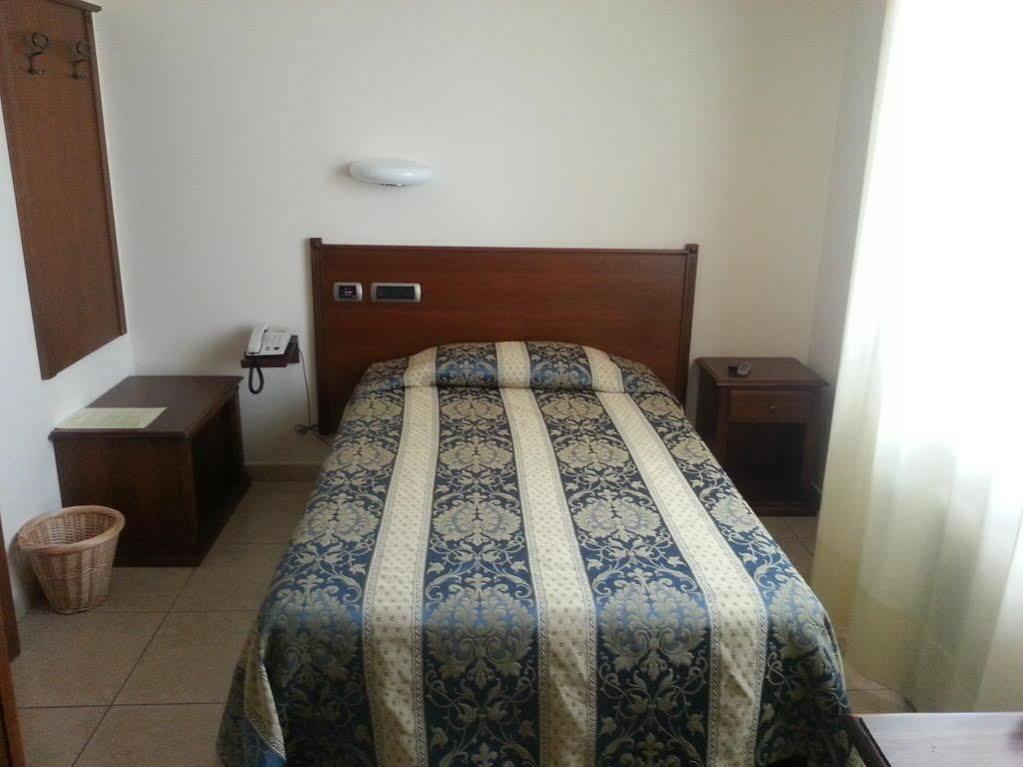 Hotel Tiziana Montepulciano Luaran gambar